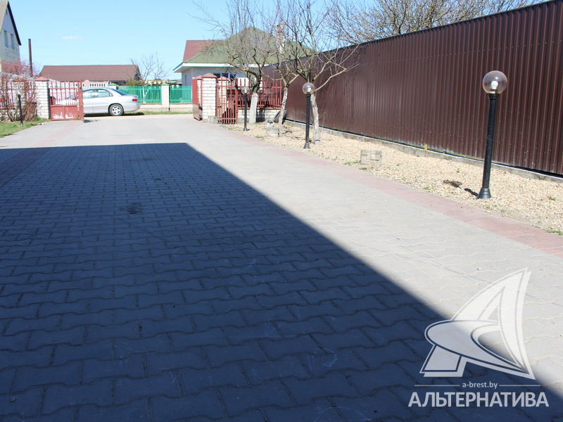 Выход со двора. Фото: агентство недвижимости «Альтернатива»