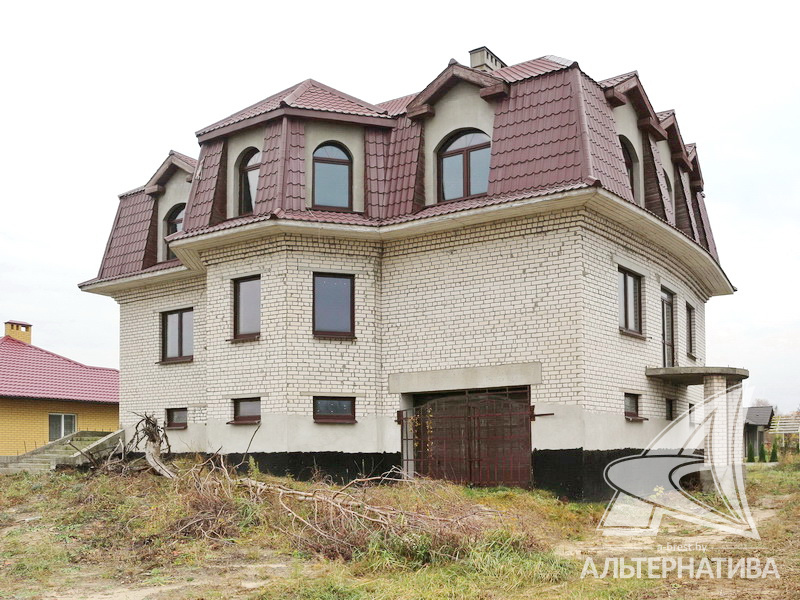 Коробка под сказочный дом с башней за $105 000.