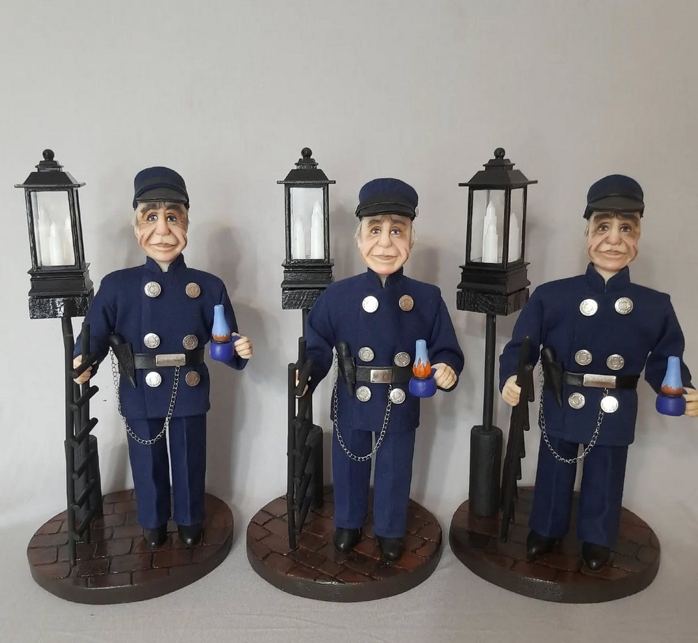 Глиняные куклы брестского фонарщика. Фото из Instagram Натальи Макаревич